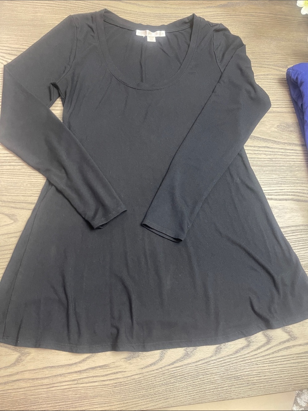 Boston Proper Black Long-Sleeve Scoop Neck Top